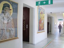 Χτίζουν τζαμιά με ελληνικά λεφτά και κλείνουν εκκλησιαστικά λύκεια ως περιττά!