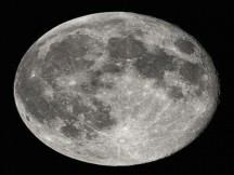 Μύθοι και αποδείξεις για το τι κρύβεται στη Σελήνη