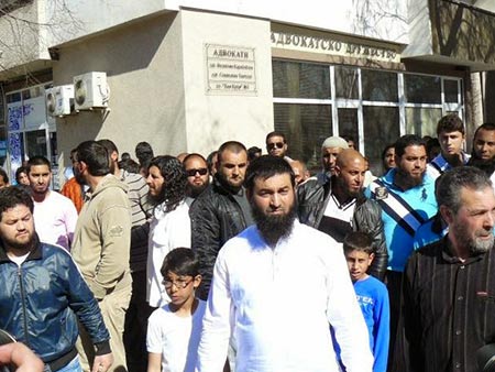 Βουλγαρία: Φανατικός και επικίνδυνος ο ιμάμης που κήρυττε υπέρ του "Ισλαμικού κράτους"