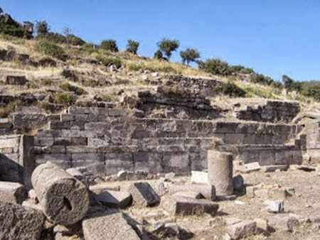Το Ισλαμικό Κράτος βγάζει εκατομμύρια διακινώντας ελληνικές αρχαιότητες μέσω Τουρκίας!