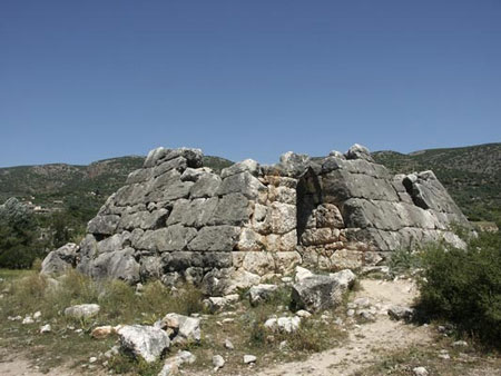 ΑΦΙΕΡΩΜΑ - ΕΛΛΗΝΙΚΕΣ ΠΥΡΑΜΙΔΕΣ!!!