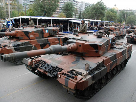Επιτέλους τα Leopard-2 αποκτούν πυρομαχικά - Και μάλιστα Made in Greece!