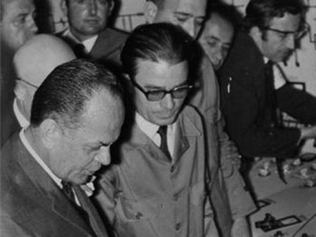 1973: Όταν ο Παπαδόπουλος έδιωχνε με κλωτσιές τους Πακιστανούς από την Ελλάδα επειδή είχανε δηλώσει ότι σε περίπτωση πολέμου Ελλάδας - Τουρκίας θα πολεμούσαν στο πλευρό των τούρκων!!!