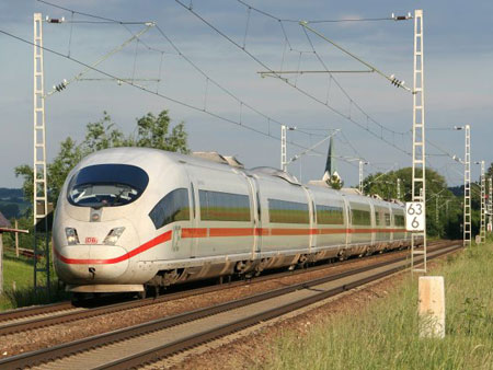 Τρένο «πύραυλος» θα διανύει την απόσταση Αθήνα – Πάτρα σε μία ώρα και 50 ΛΕΠΤΑ!