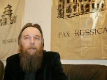 Υποκλοπές εμφανίζουν σύμβουλο του Τσίπρα τον πρόεδρο των... Ιλουμινάτι!